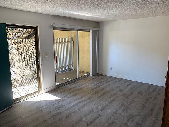 5th image of 4550 Louisiana St #3