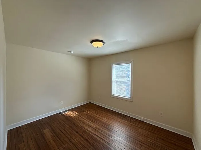 707 Grandin Rd #C — Photo 10