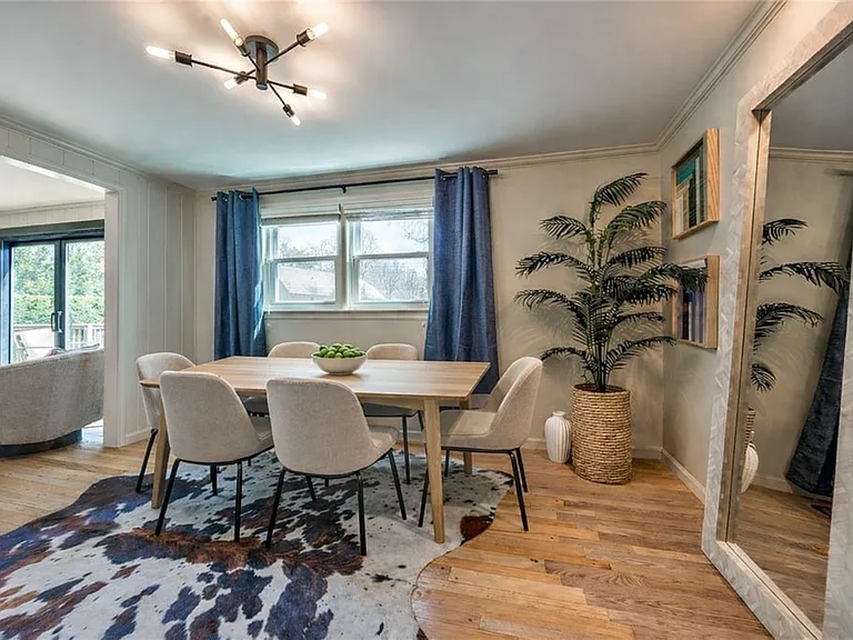8345 Reinhardt St — Photo 35
