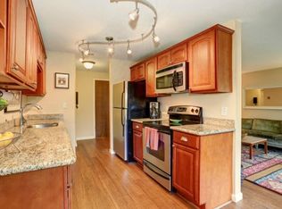 7001 Sand Point Way NE UNIT C107, Seattle, WA 98115