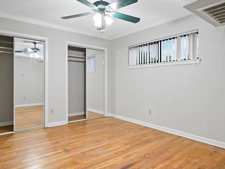 2212 Dunlavy St — Photo 3