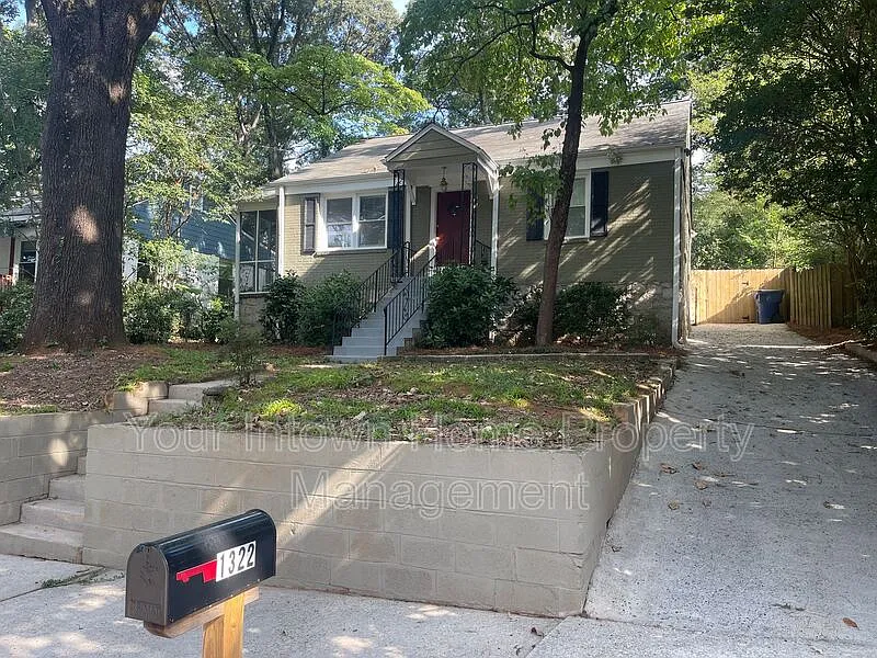 2 bed, 2.0 bath, 1100 sqft, $2,295 — Photo 1