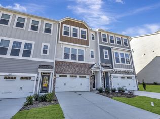 2807 Carbondale Ct, Apex, NC 27502