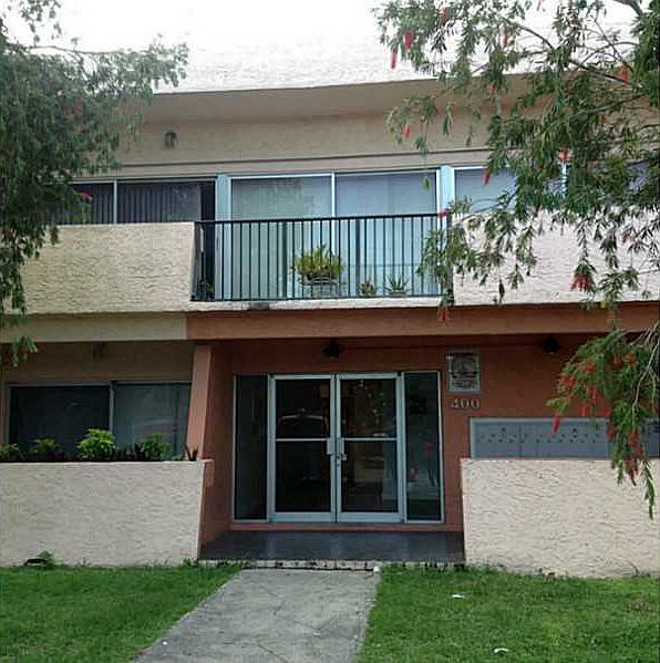 2nd image of 400 NE 18th Ave APT 105
