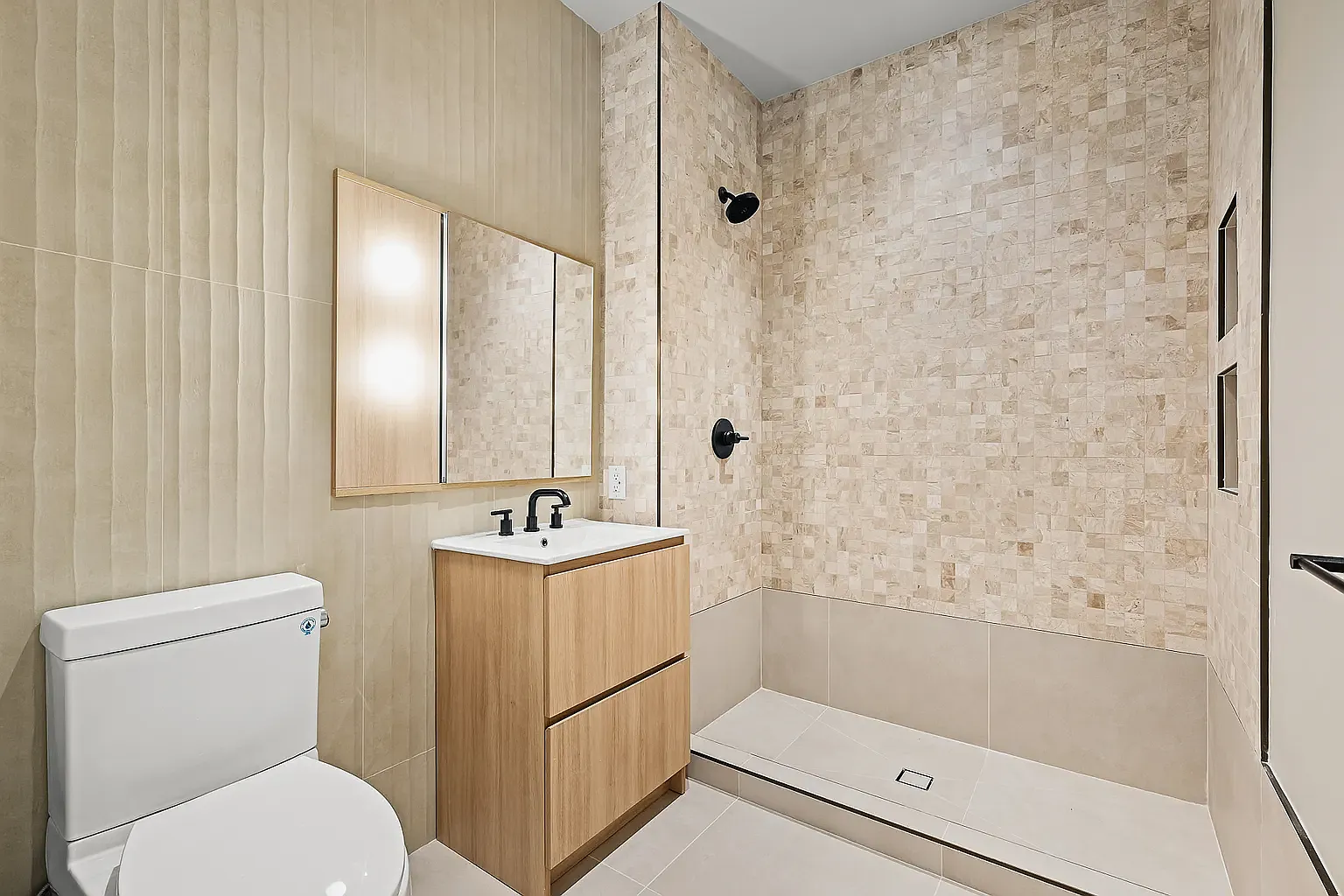 733 Lincoln Place — Photo 4