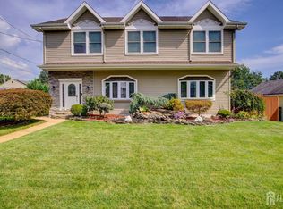 716 Barron Ave, Woodbridge, NJ