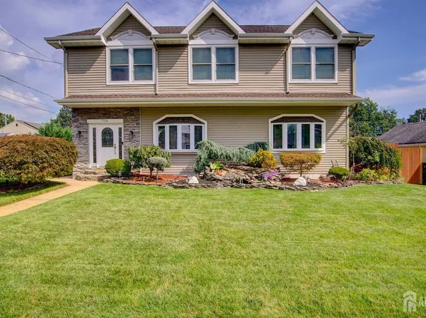 716 Barron Ave, Woodbridge, NJ 07095