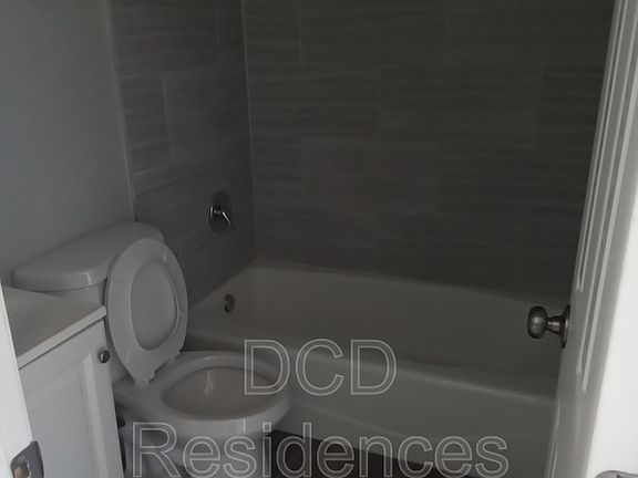 5th image of 1338 Pierce St APT 14