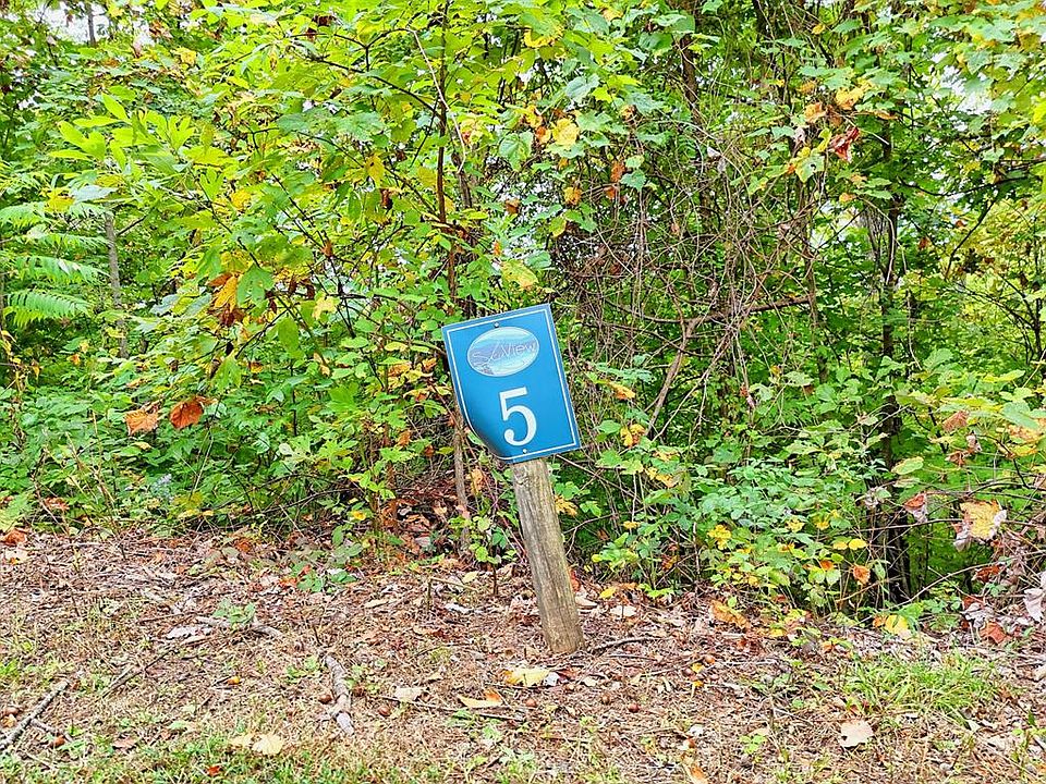 1st image of 5 Skyview Dr