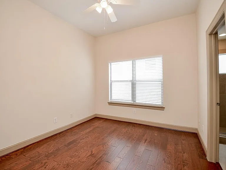 5311 Lillian St — Photo 27