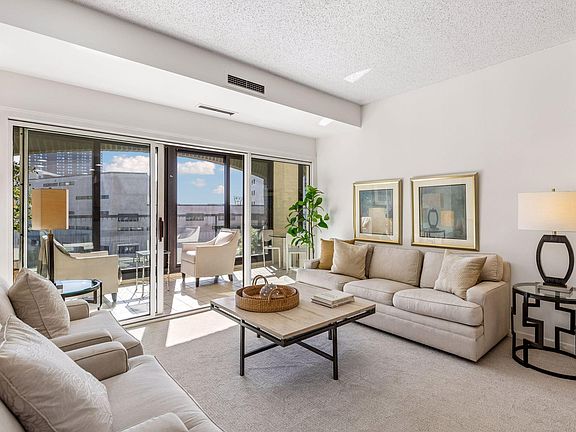 3rd image of 1201 Yale Pl APT 407