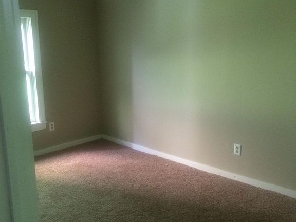 4th image of 1400 Virginia St #1