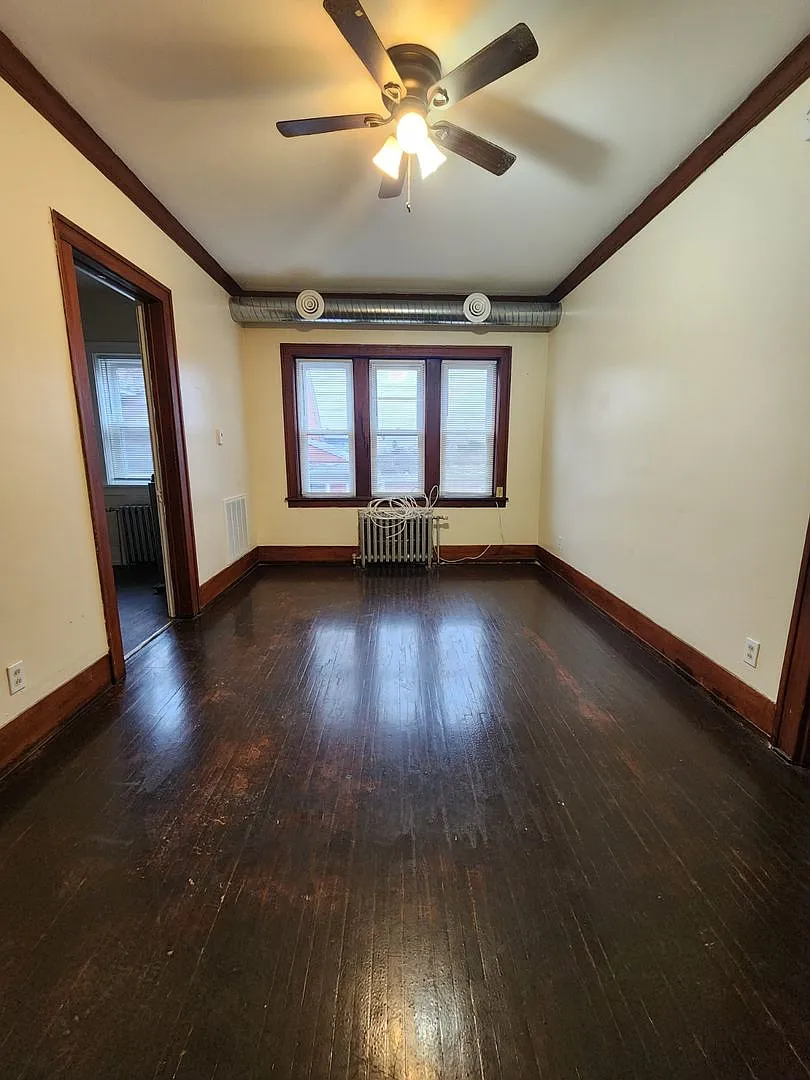 Building Photo - 401 Ridgeway Ave