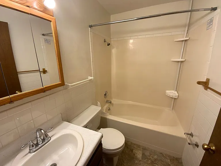 560 N East Park Ln — Photo 73
