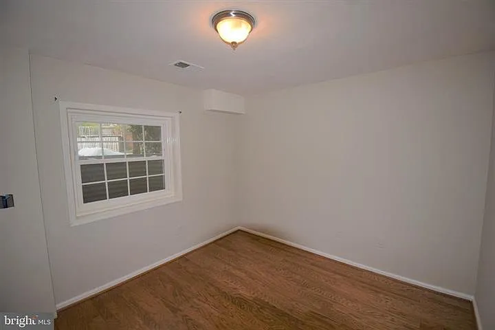 8243 Cedar Landing Ct — Photo 26
