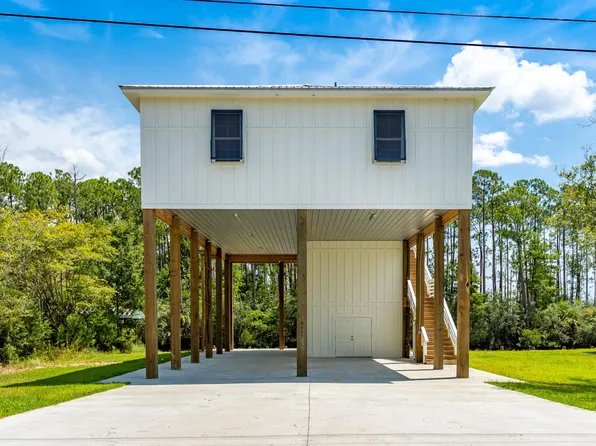 3532 Loulu Pl, Diamondhead, MS 39525