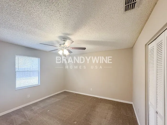 8236 Weybridge Dr — Photo 16