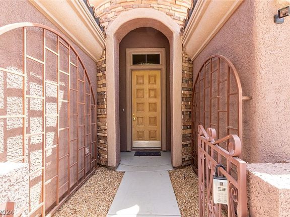 4th image of 11244 Gammila Dr