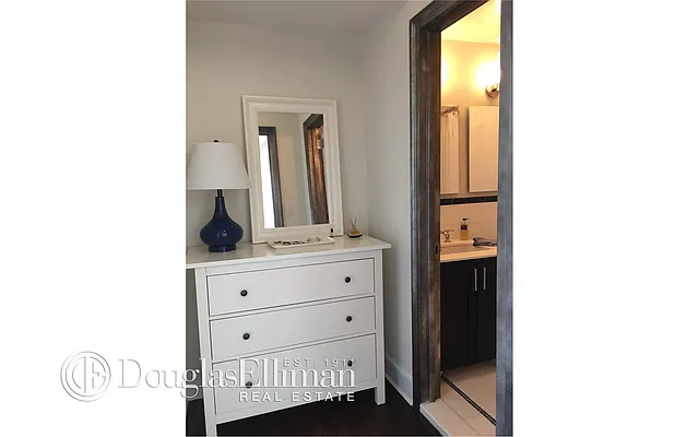 Rented by Douglas Elliman | media 15