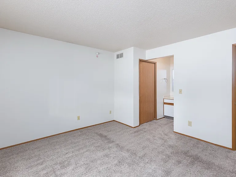 Fountains Apartments — Photo 47