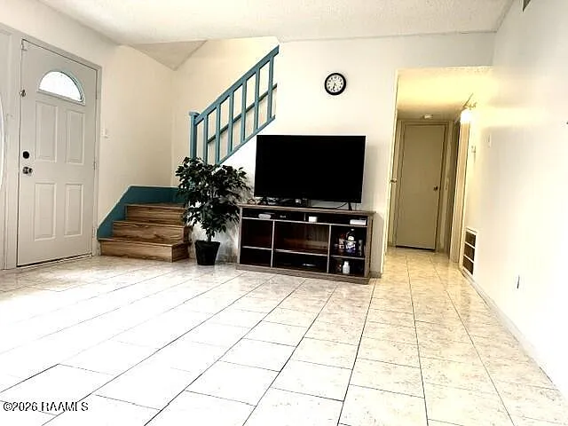 104 Chaumont Dr — Photo 4