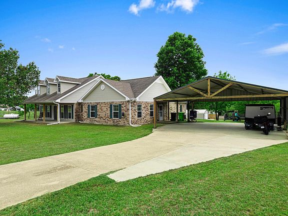 5th image of 152 Black Hawk Ln