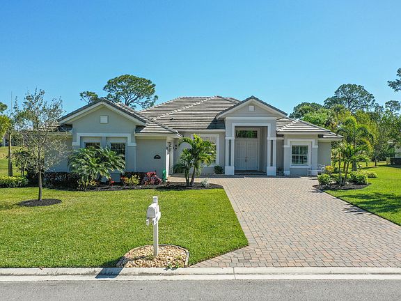 2nd image of 2982 Bent Pine Drive
