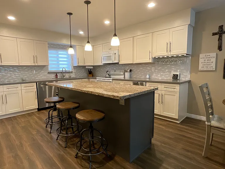 201 Riverfront Dr #18 — Photo 49
