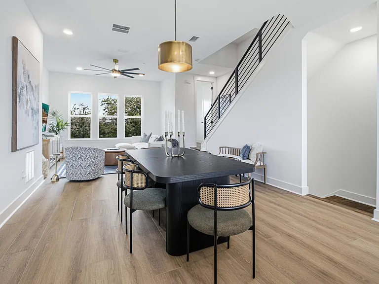 2044 Prudential Dr — Photo 8