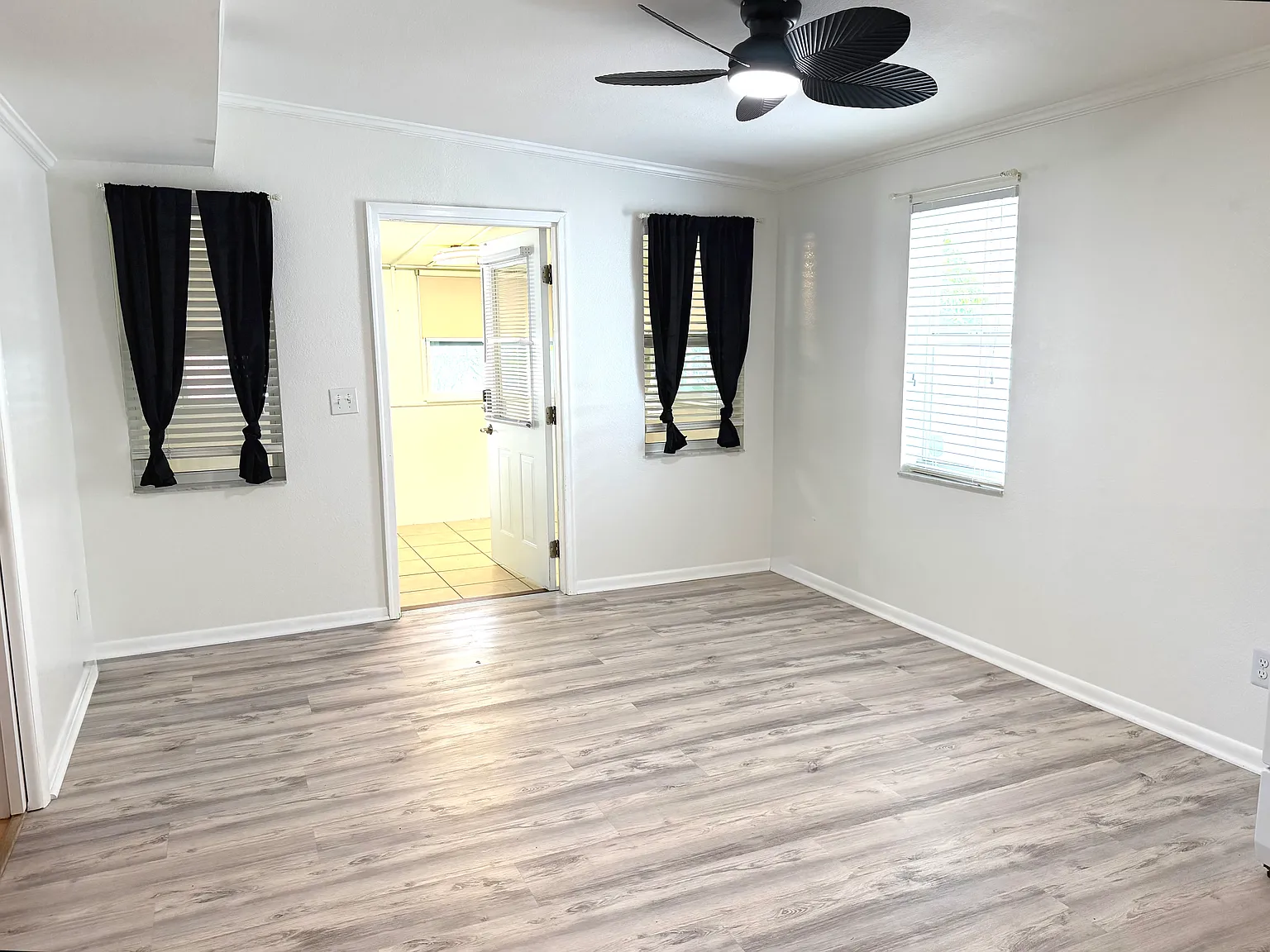Two bedroom home for rent in North St Petersburg — Photo 4