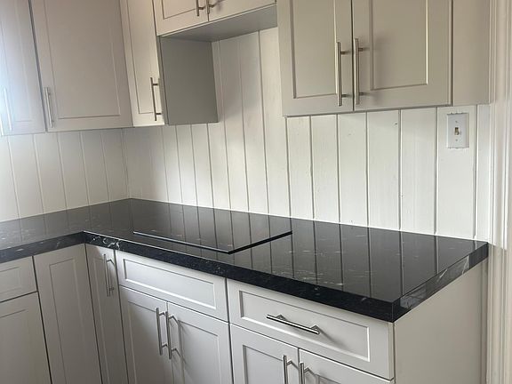 4th image of 218 E Johnson Ave #218B