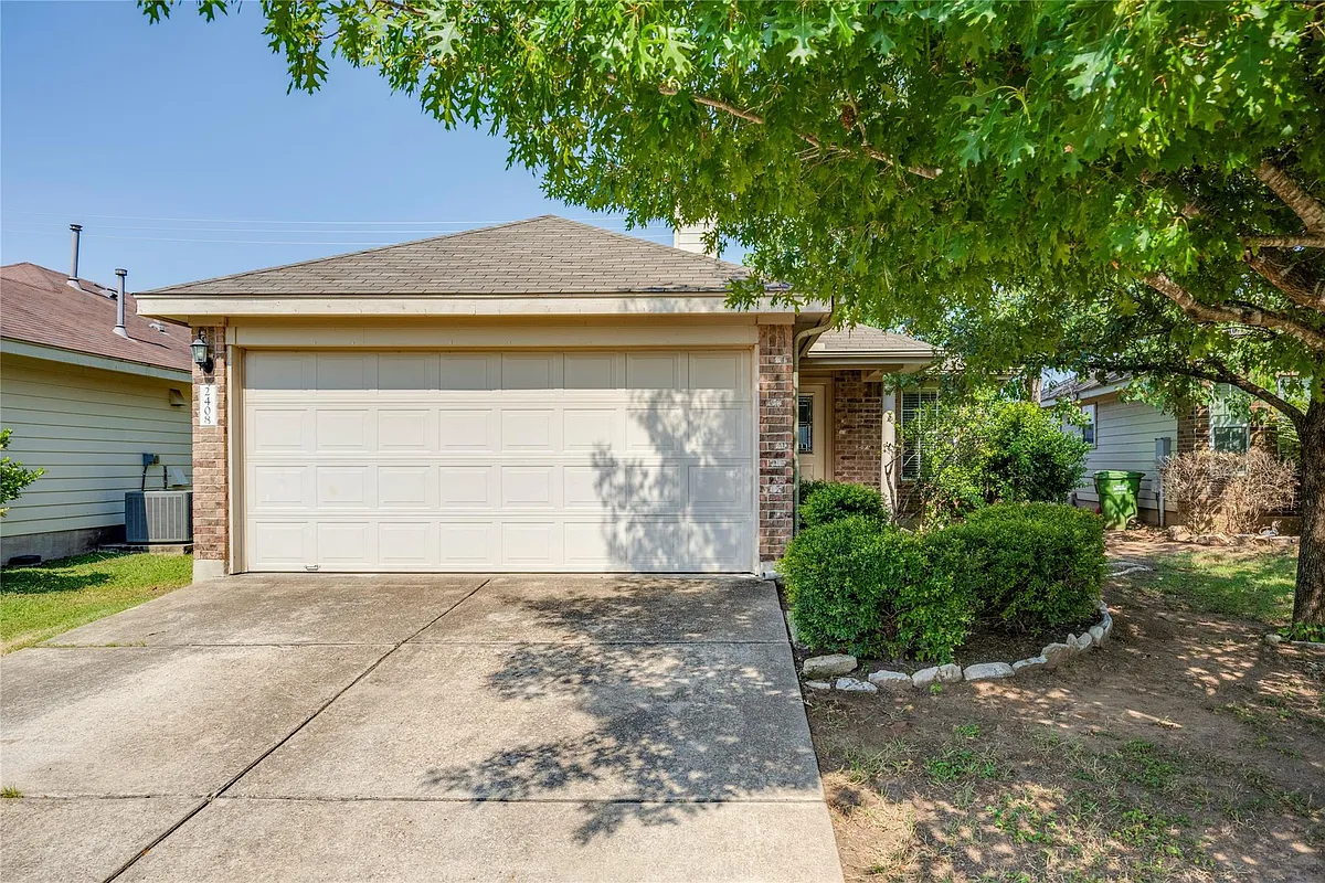 Building Photo - 2408 Elara Dr