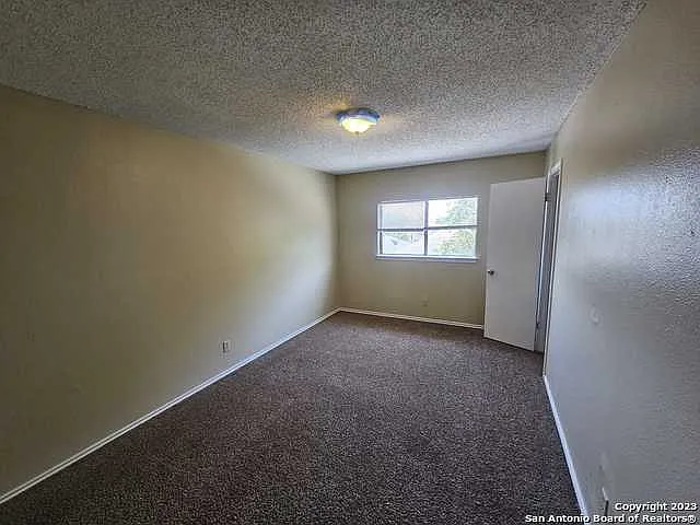 6706 Badger Pass Dr — Photo 14