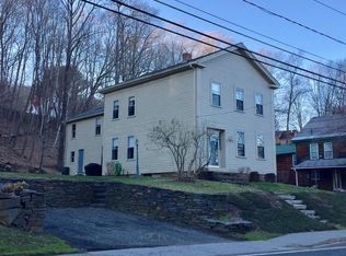86 River St, Conway, MA 01341