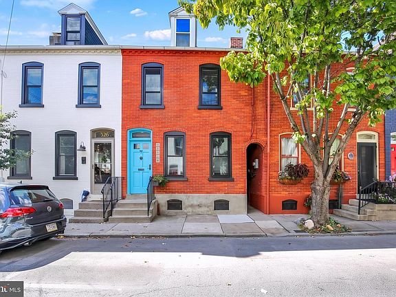 2nd image of 328 Lancaster Ave