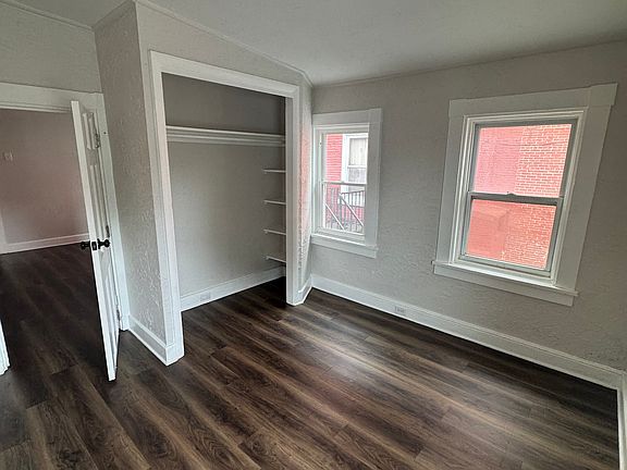 5th image of 506 N Queen St APT 2