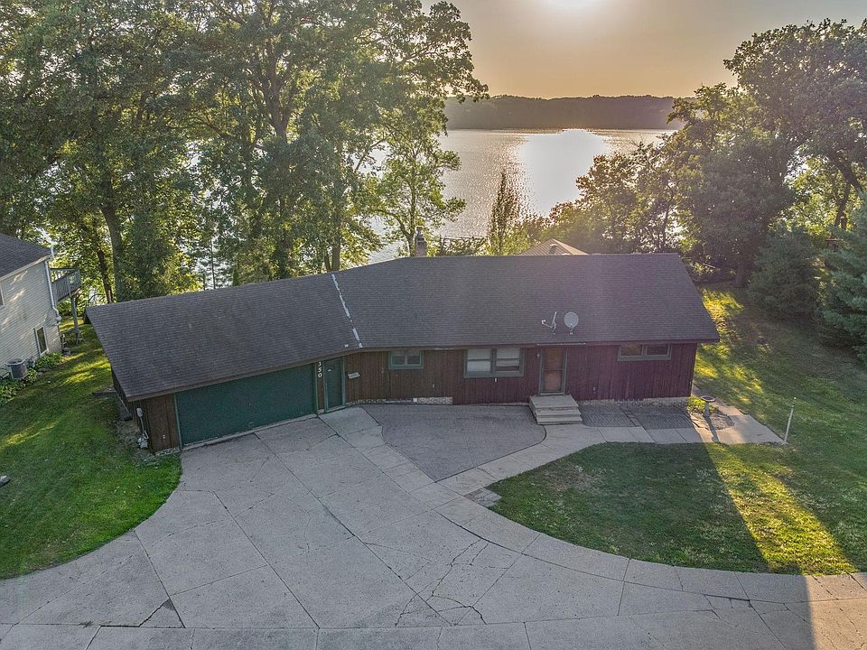 1st image of 350 E Amber Lake Dr