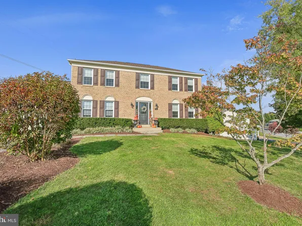 302 Westridge Cir, Mount Airy, MD 21771