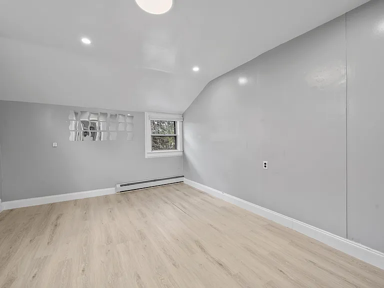 1514 Ratzer Rd #2 — Photo 8