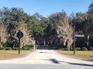 311 Grand Oak Dr, Georgetown, SC 29440