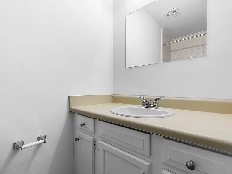 Glen Iris Place — Photo 15