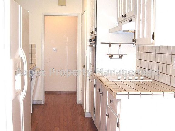5th image of 32419 Lois Way