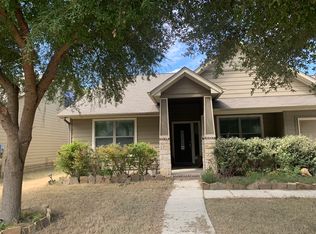 825 Madison Ave, New Braunfels, TX 78130