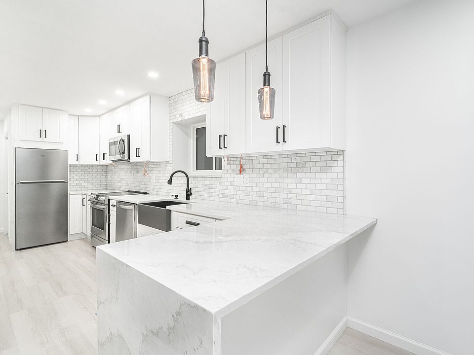 1st image of 21-34 33rd St #Ll