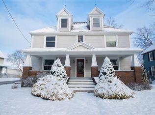 247 W Maple St, Hartville, OH 44632