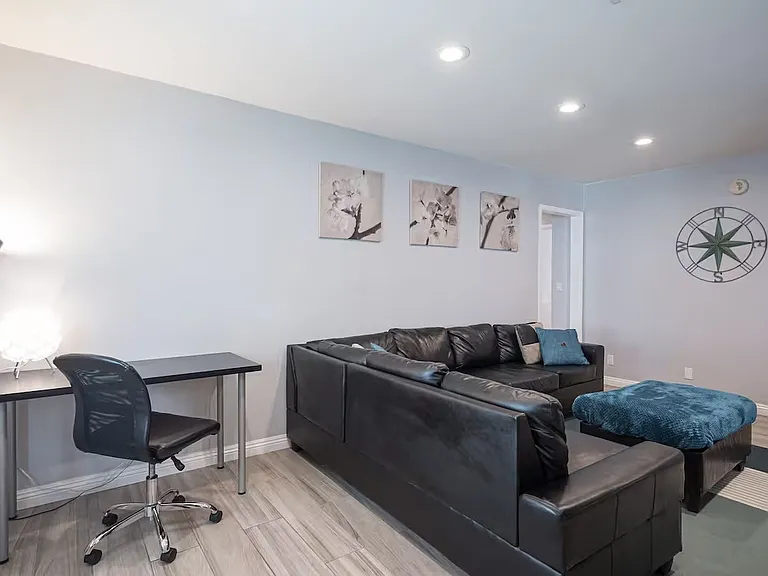 Carrera Dr — Photo 22