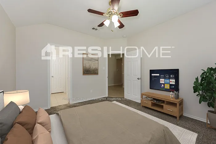 2626 Camel Ct — Photo 6