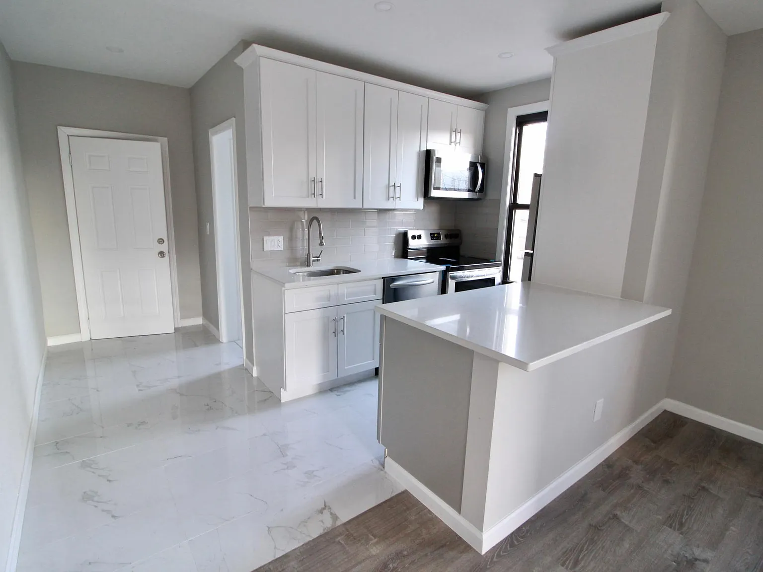 1 bed, $2,795 — Photo 3