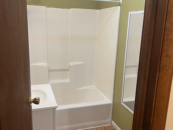 5th image of 5265 Petoskey St #5265