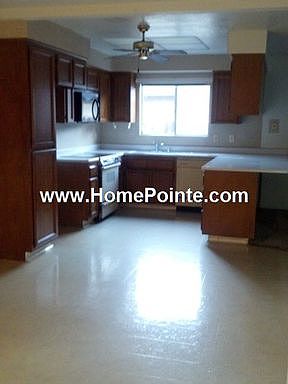 3rd image of 989 Glow Ct
